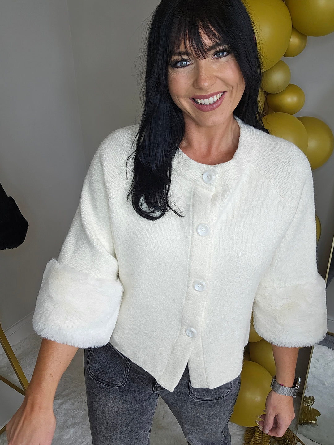 Oslo Faux Fur Sleeve Cardigan/Jacket/Top - (One Size, fits up to Size 14/16) - Cream