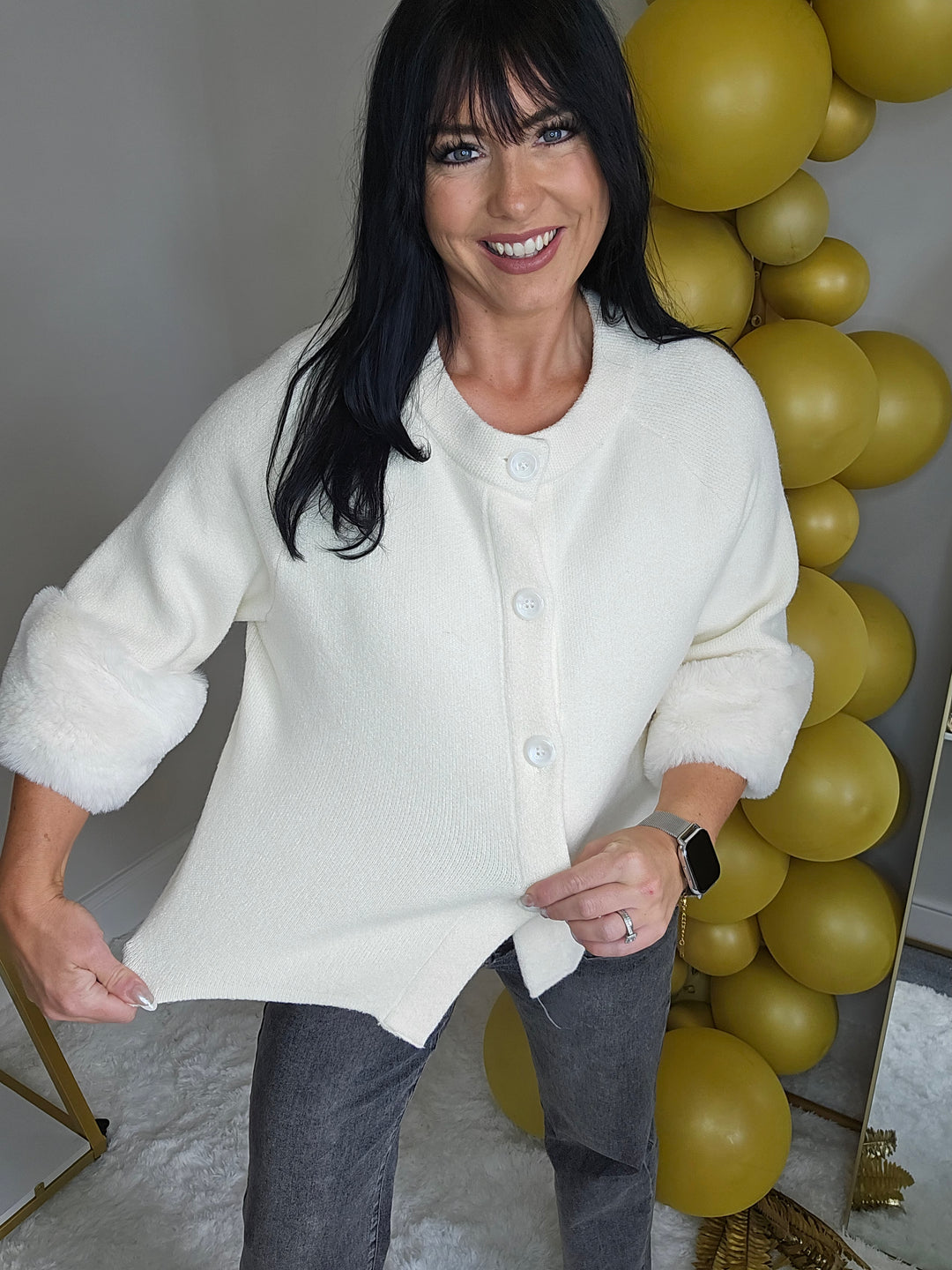 Oslo Faux Fur Sleeve Cardigan/Jacket/Top - (One Size, fits up to Size 14/16) - Cream