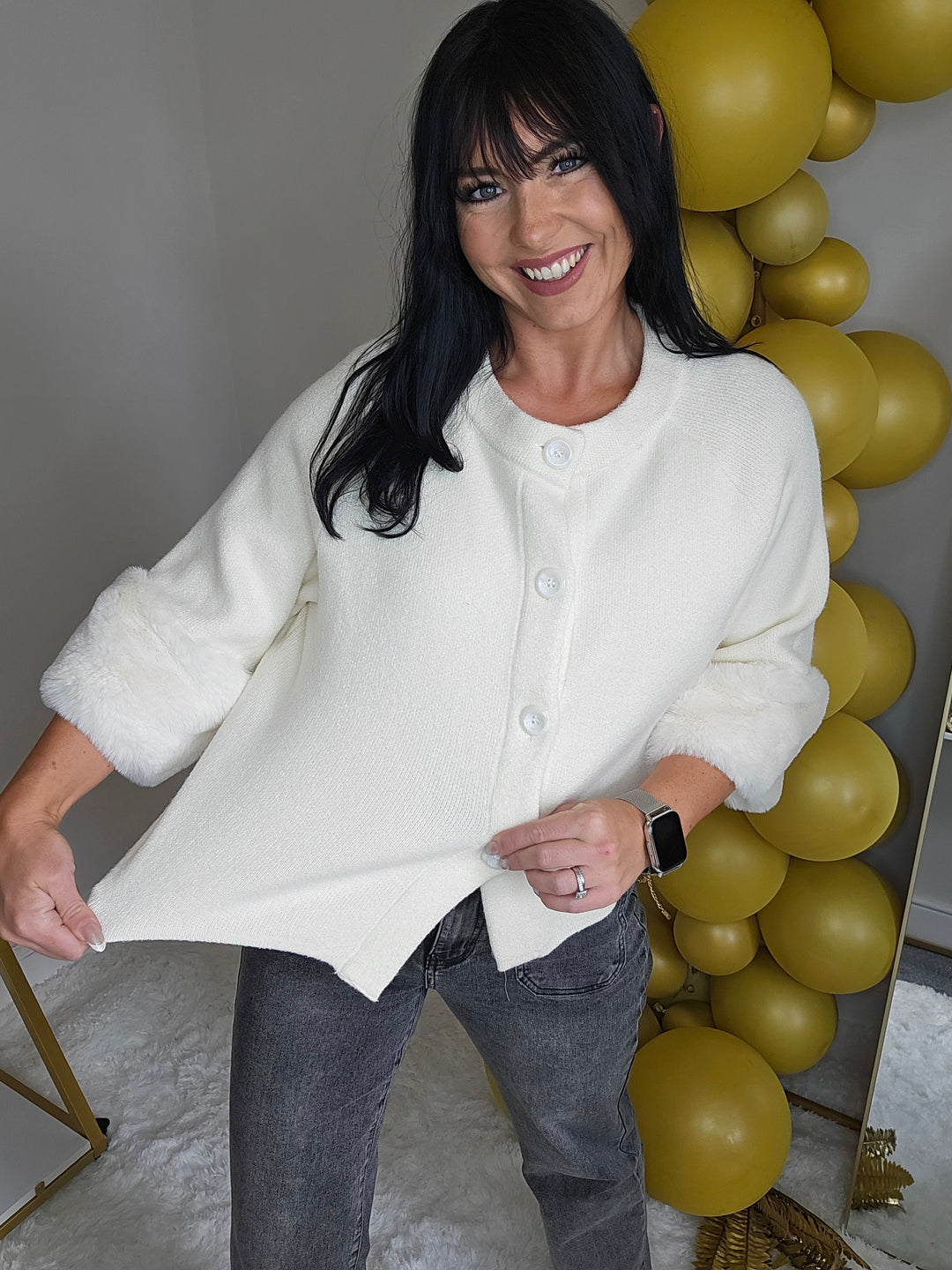 Oslo Faux Fur Sleeve Cardigan/Jacket/Top - (One Size, fits up to Size 14/16) - Cream