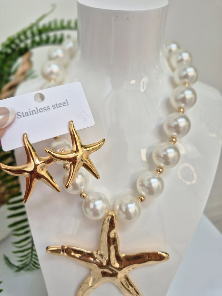 Starfish & Pearl Statement Necklace - Gold Tone