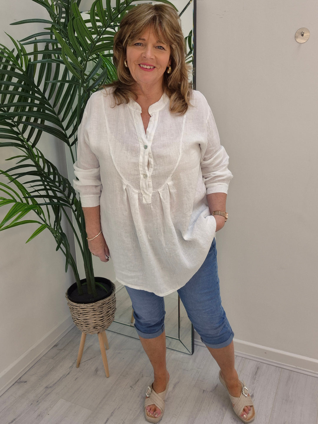 Ella Elasticated Waist Pedal Pusher Shorts (choose your Size)