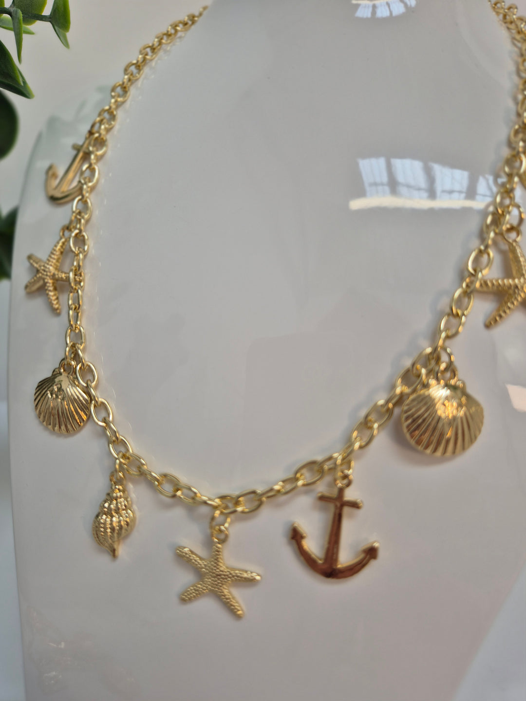 Starfish Charm Necklace - Gold Tone