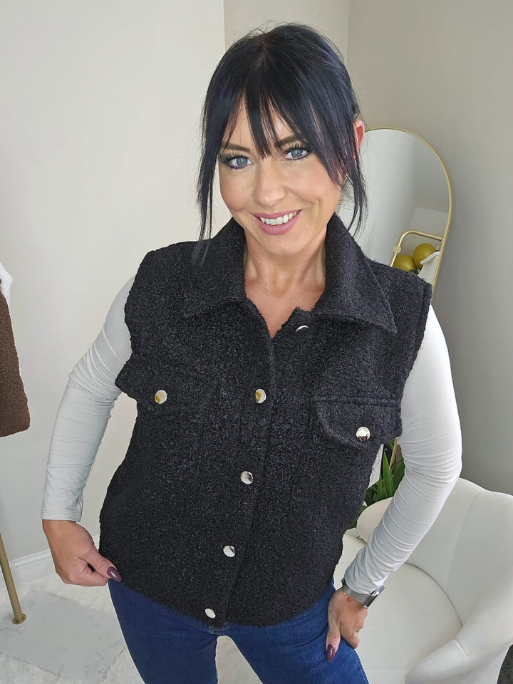 Boucle Waistcoat - One Size up to Size 14/16 - Black