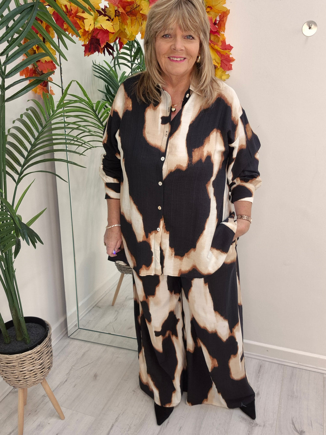 Alana 2 Piece Co-ord Set - (One Size/Curvy) - (fits from Size 14 to Size 18)