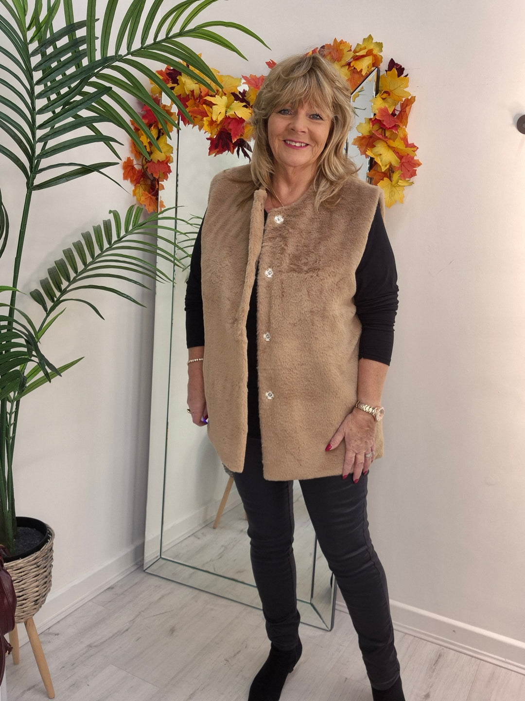 Oslo Faux Fur Gilet - Mochaccino (Curvy fits from 14 up to Size 20)