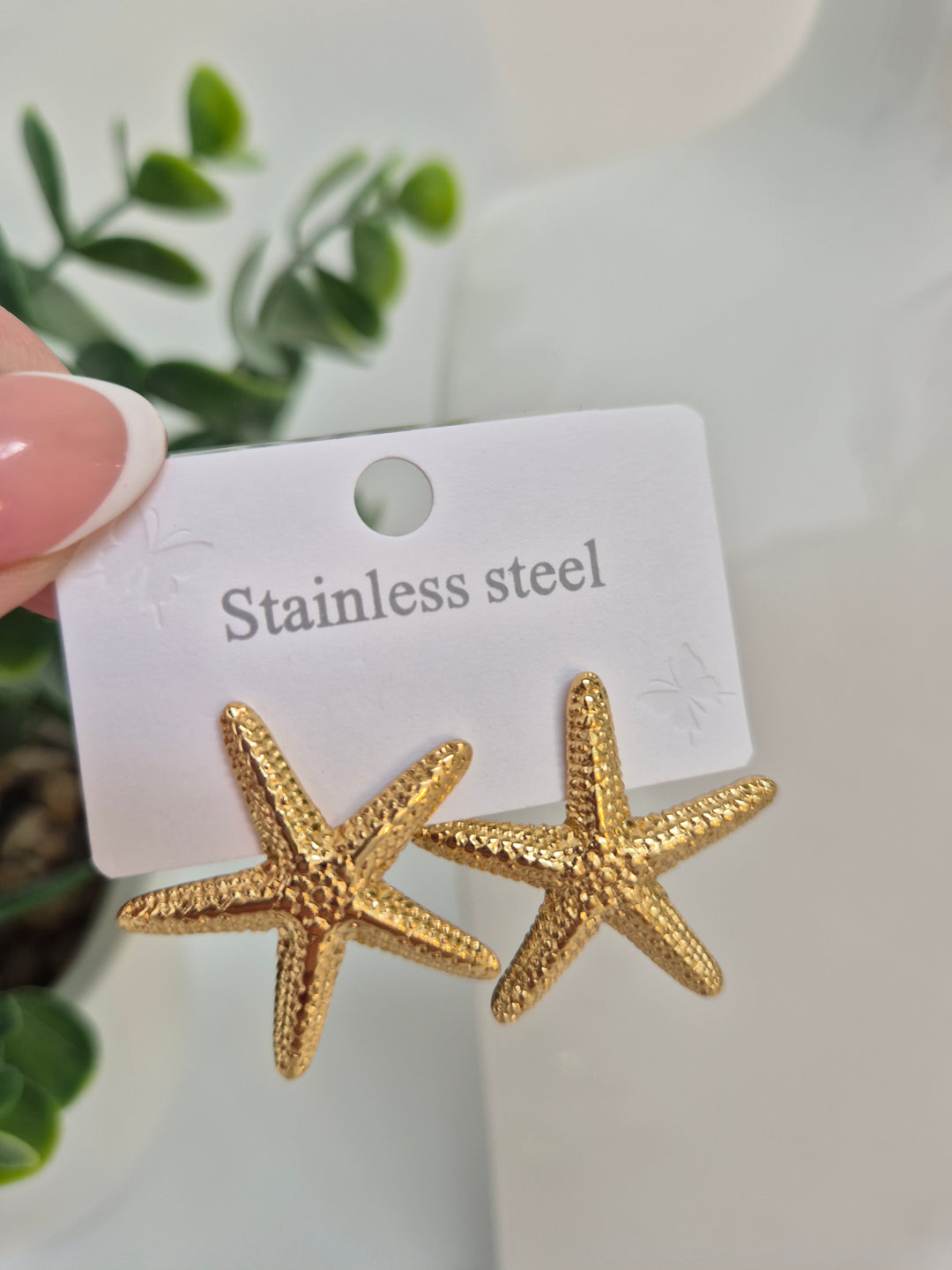 Starfish Earrings (Pierced)