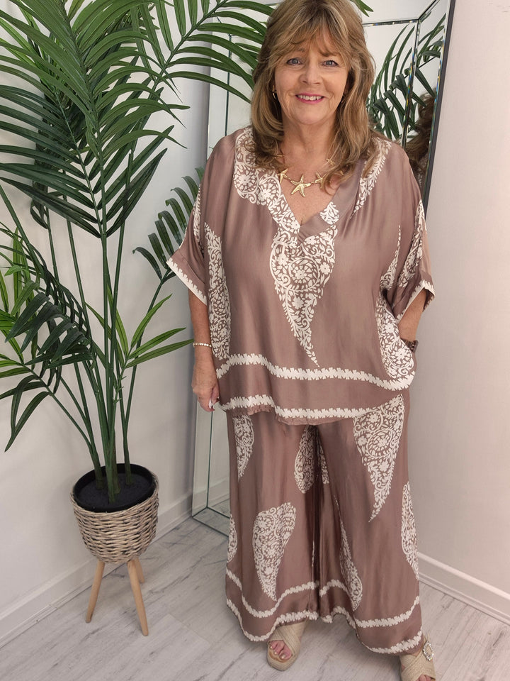 Patrice Paisley Co-ord (choose your Colour) - (fits from Size 12 up to Size 18)