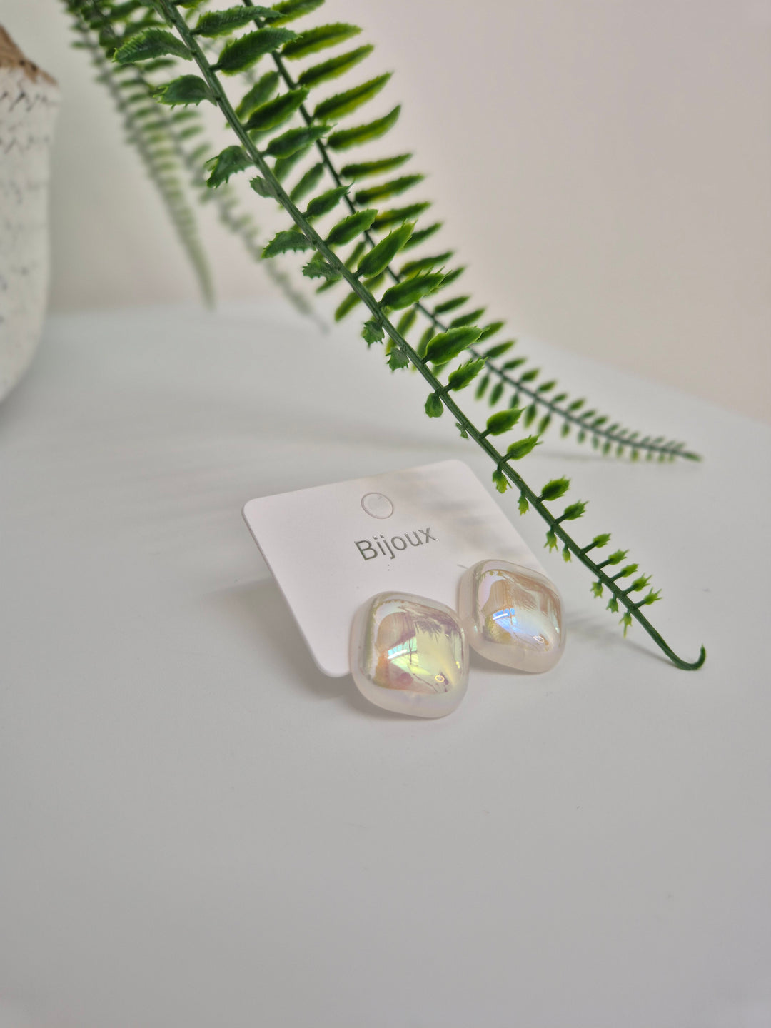 Mother of Pearl Earrings (Pierced)