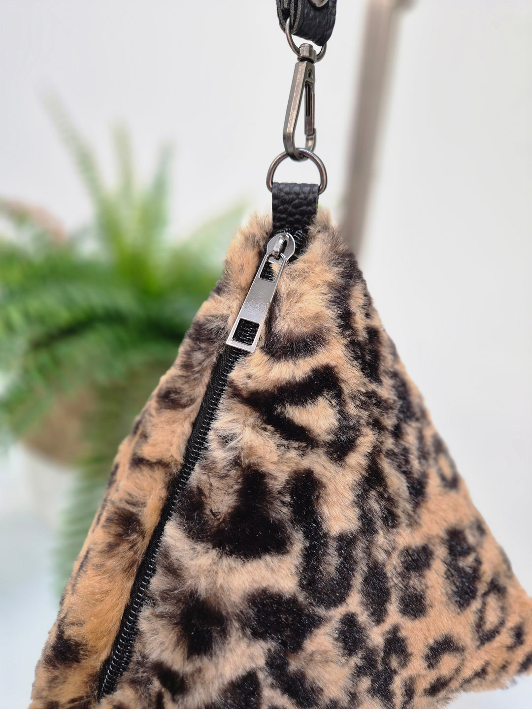 Oslo Fluffy Faux Fur Wristlet - Leopard Print