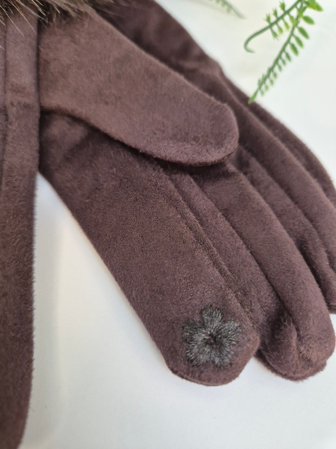 Oslo Gloves with Faux Fur - Chocolate