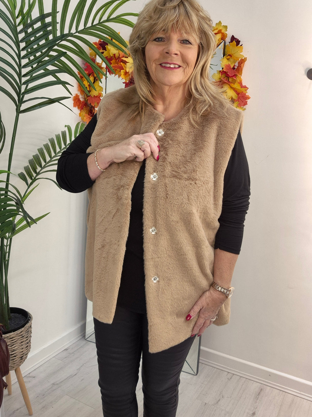 Oslo Faux Fur Gilet - Mochaccino (Curvy fits from 14 up to Size 20)