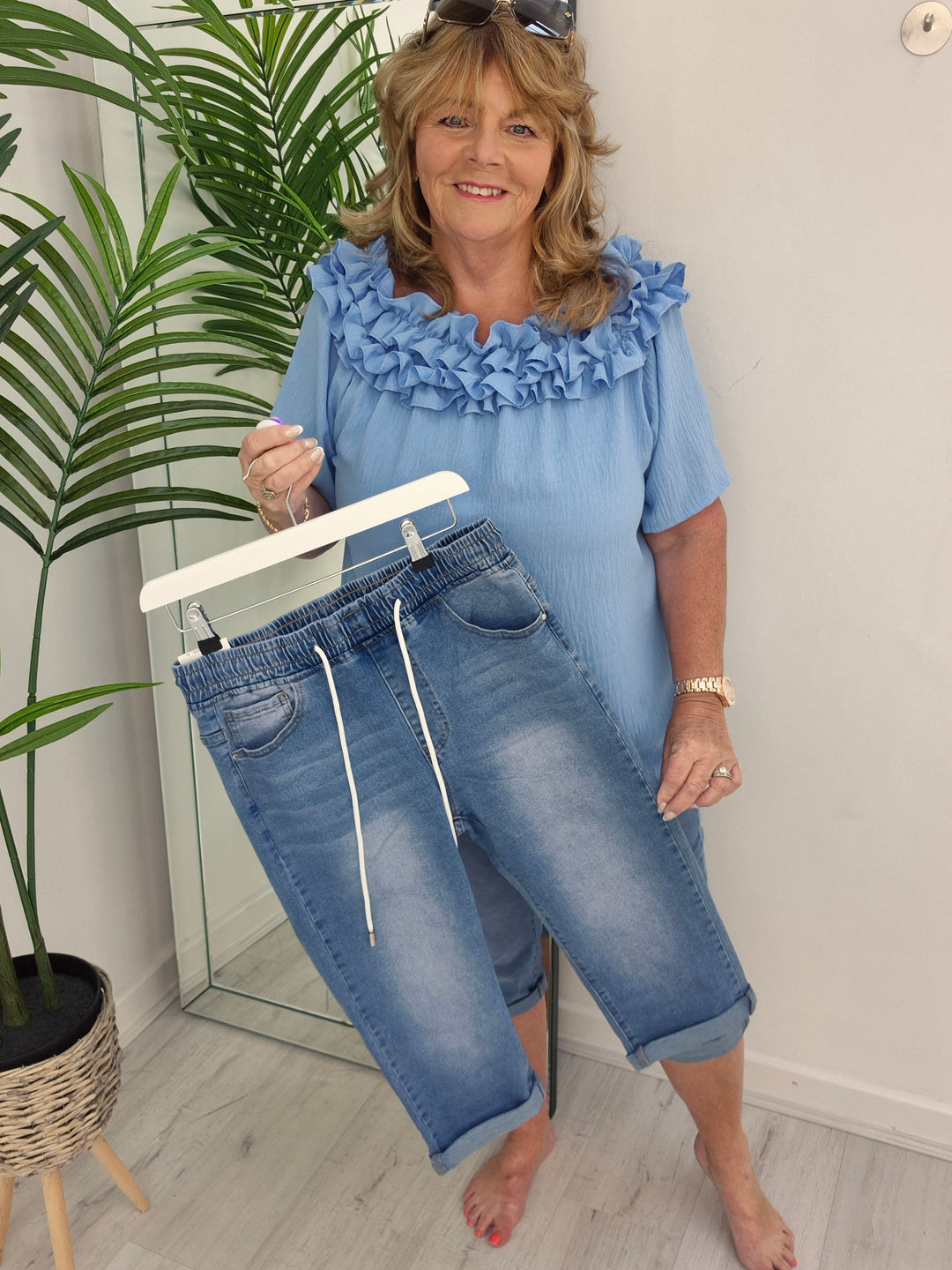 Ella Elasticated Waist Pedal Pusher Shorts (choose your Size)