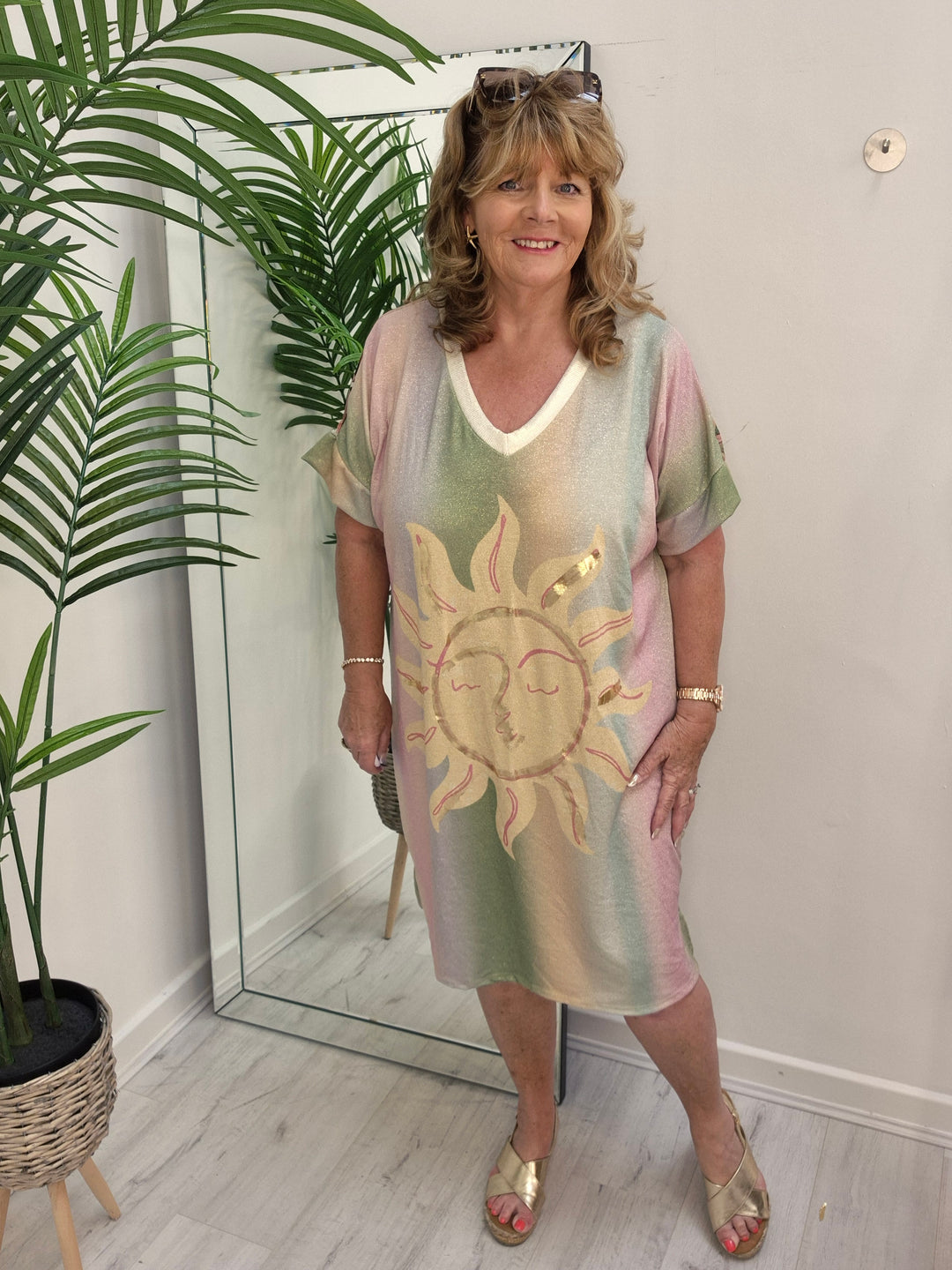 Carla Shimmer Dress - Sunshine with Palms (Loose Fit)