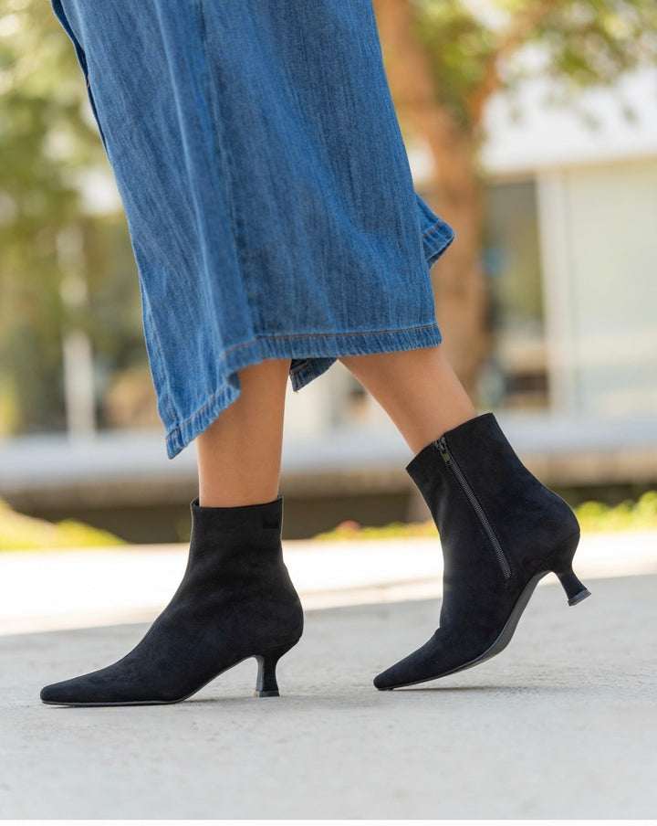 Kensington Ankle Boots with Low Block Kitten Heel - Black (choose your Size)