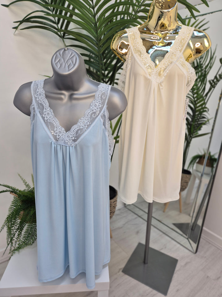 Linzi Lace Cami Top (Curvy) - (choose your Colour)