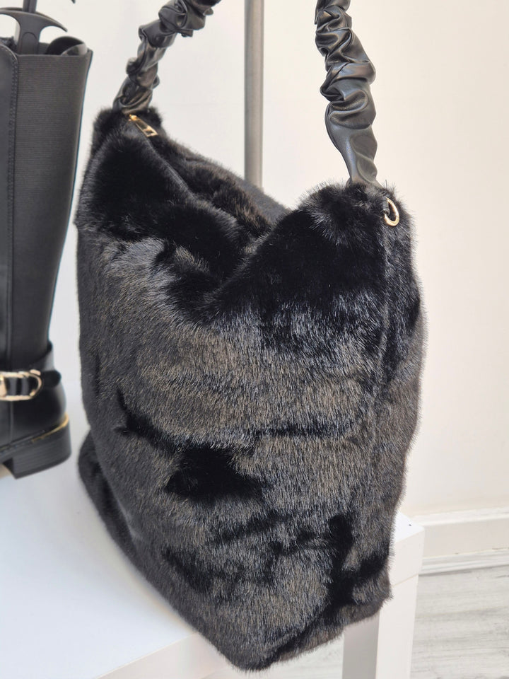 Oslo Large Faux Fur Bag with Stretchy Faux Leather Handle - Black