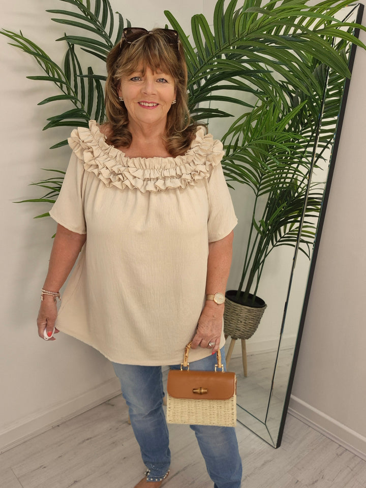 Bella Bardot Top - (choose your Colour) - (Curvy)