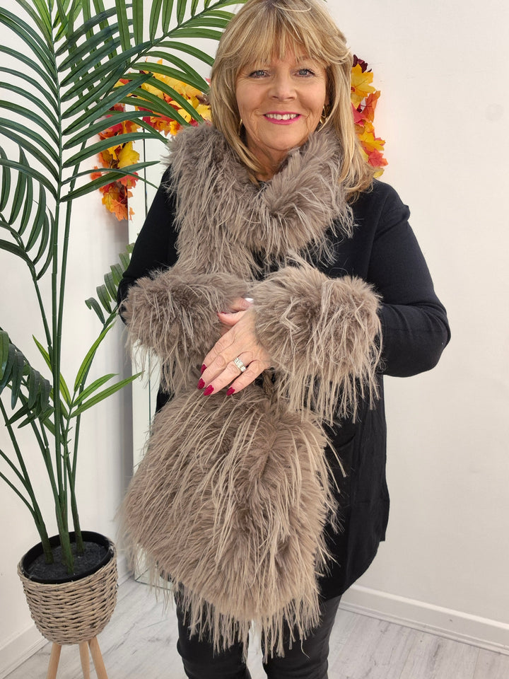 Oslo Faux Fur Shaggy Long Scarf - Mocha