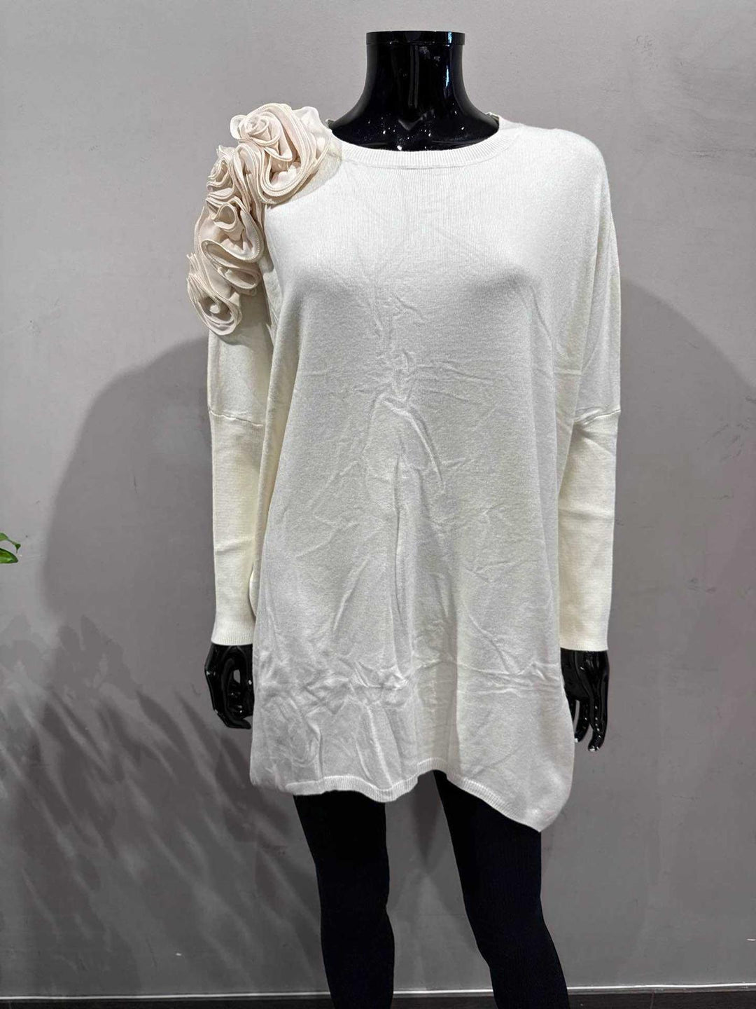 Corsage Oversized Jumper - Cream (fitting from Size 14 up to Size 20)