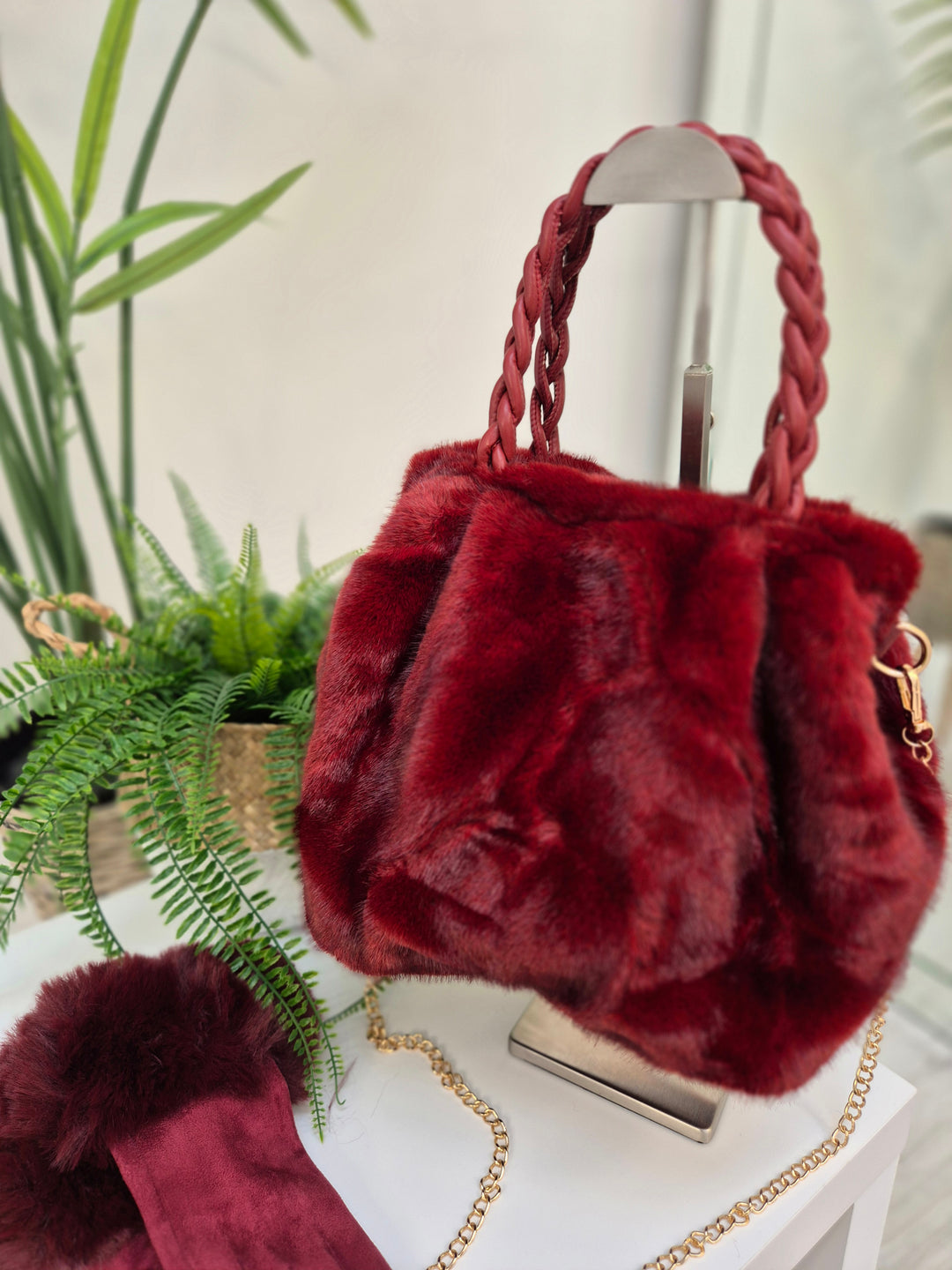 Oslo Faux Fur Bag with Gold Chain - Wine