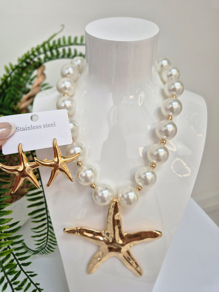 Starfish & Pearl Statement Necklace - Gold Tone