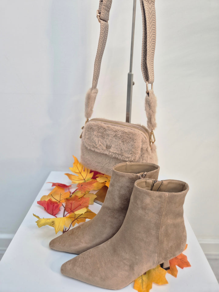 Oslo Faux Fur Bag - Beige