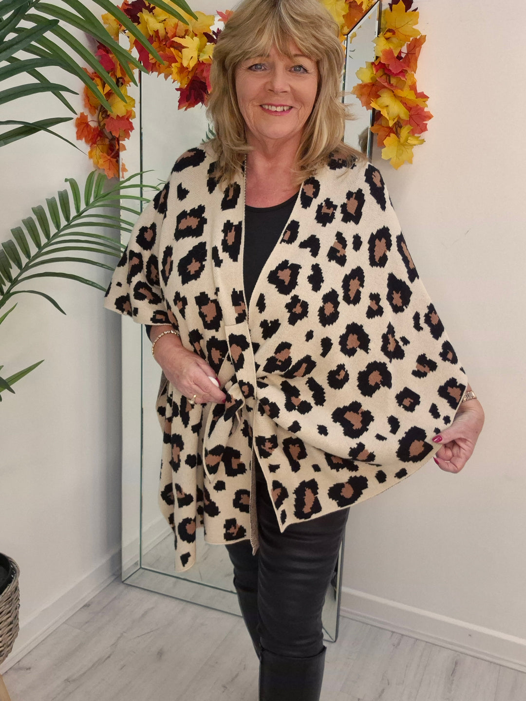 Leopard Super Soft Poncho/Wrap - Latte (One Size/Curvy Size from 12 up to Size 20)