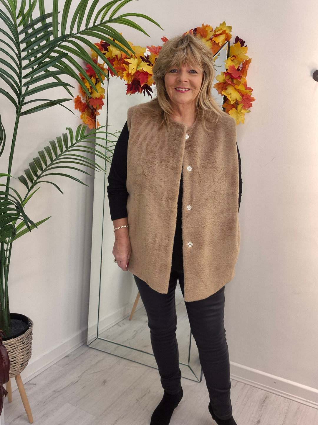 Oslo Faux Fur Gilet - Mochaccino (Curvy fits from 14 up to Size 20)