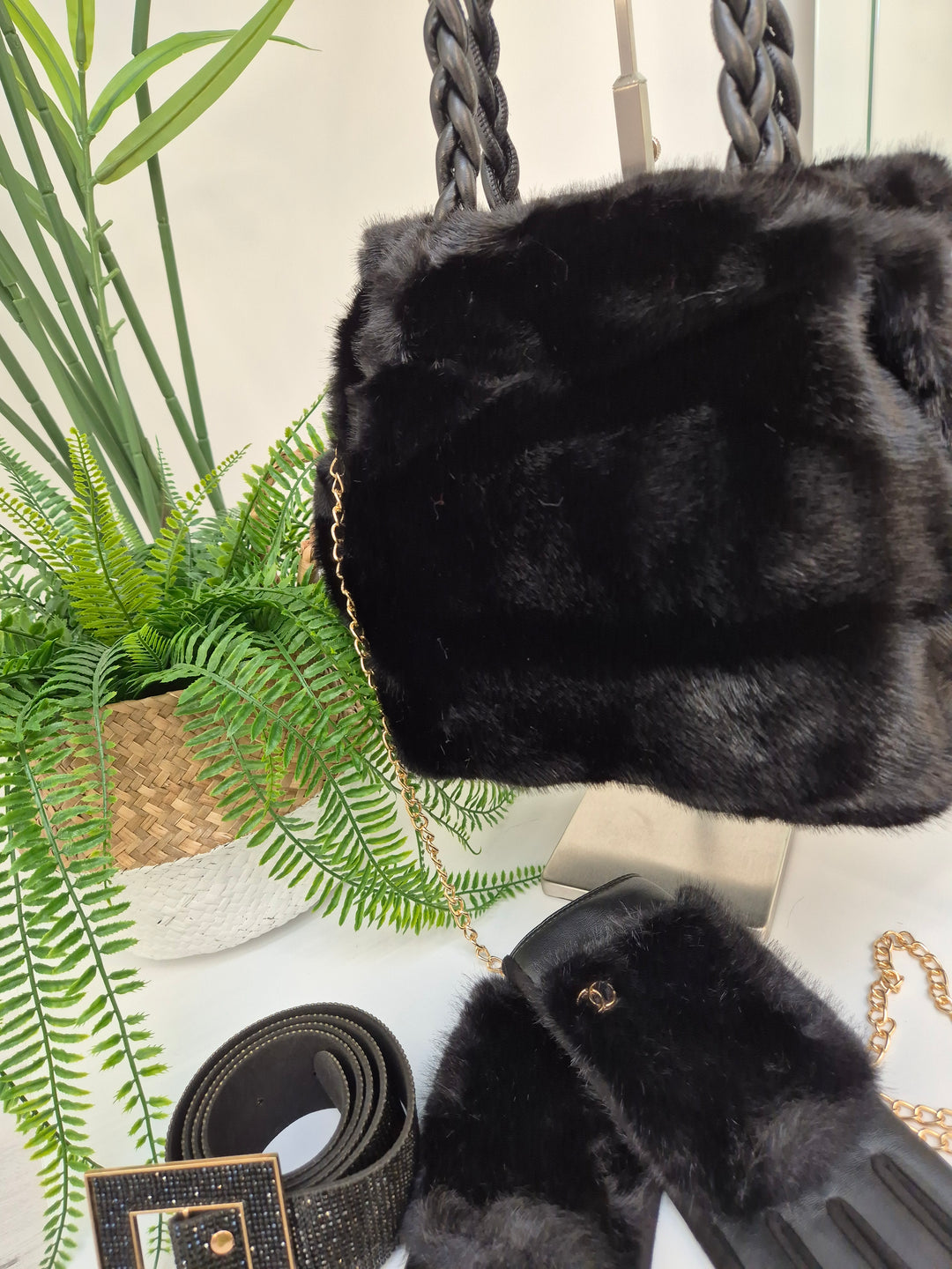 Oslo Faux Fur Bag with Gold Chain - Black