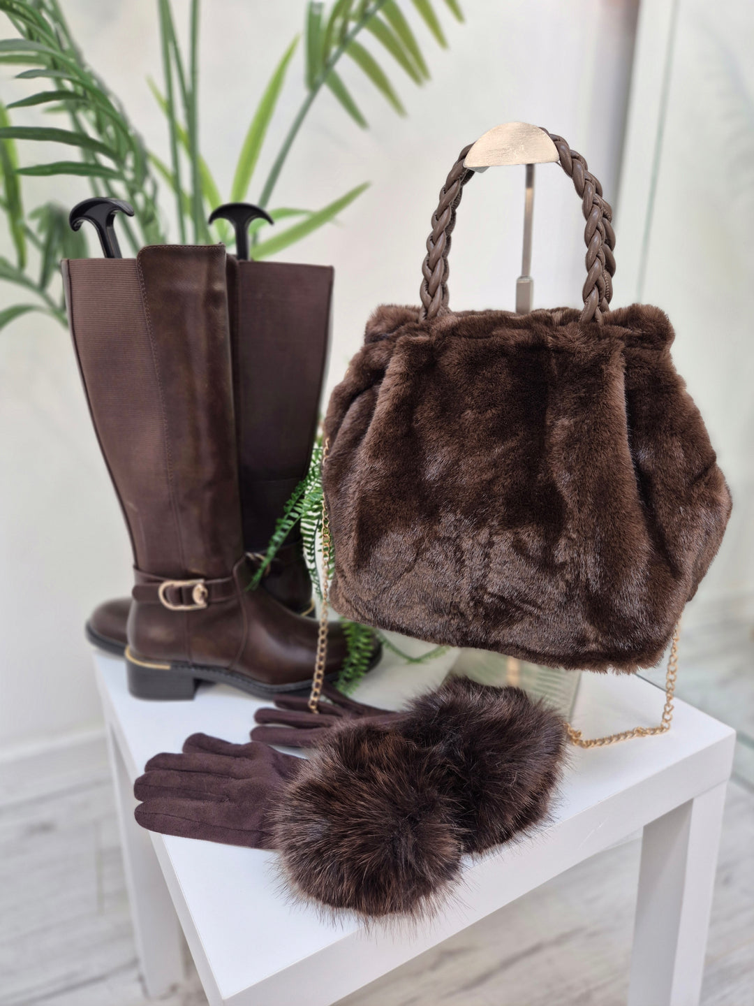 Oslo Faux Fur Bag with Gold Chain - Chocolate