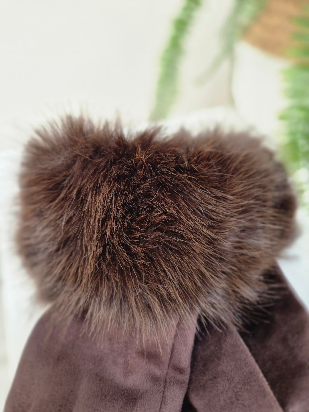 Oslo Gloves with Faux Fur - Chocolate