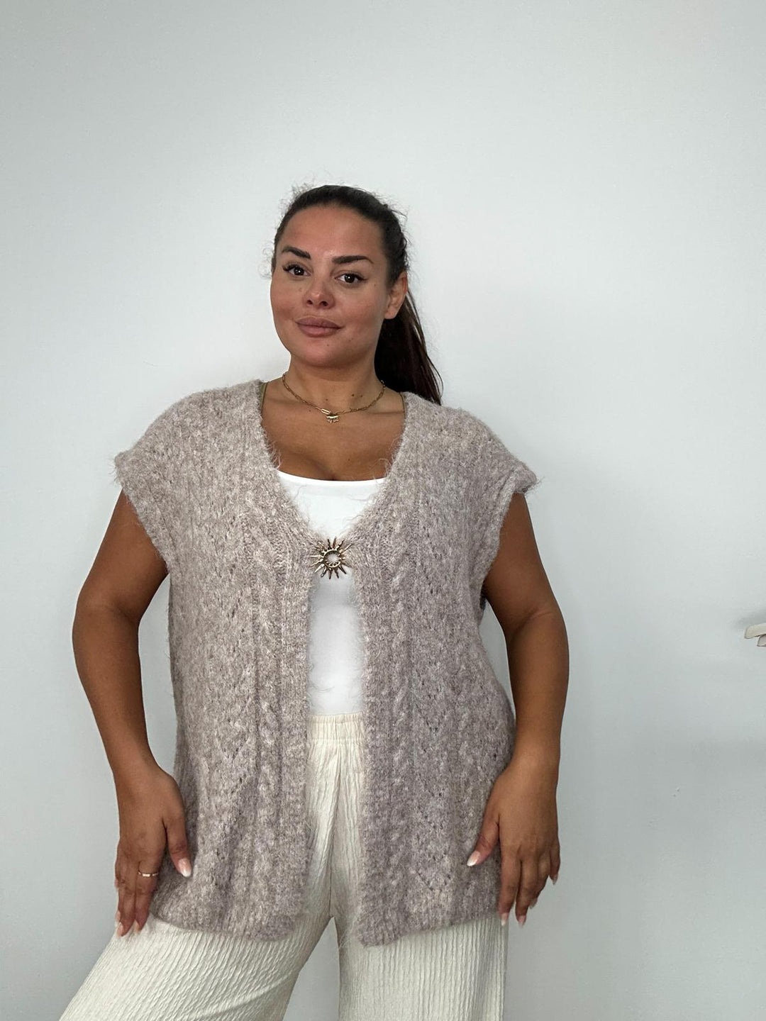 Vermont Super Soft & Fluffy Waistcoat (Oversized, fits from Size 16 up to Size 20/22) - Mochaccino