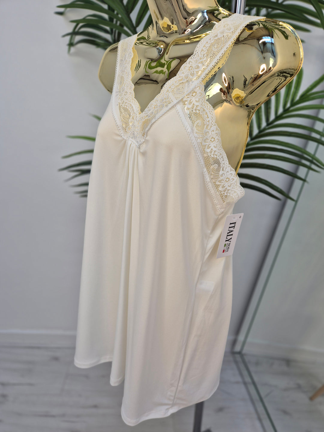 Linzi Lace Cami Top (Curvy) - (choose your Colour)