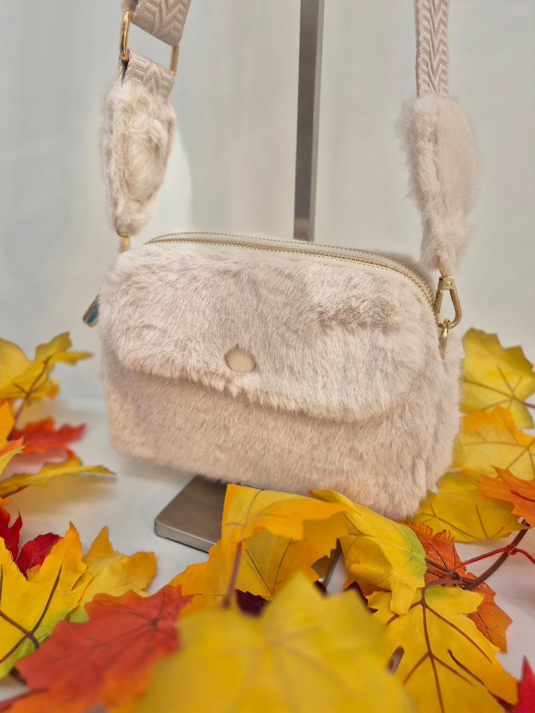 Oslo Faux Fur Bag - Latte