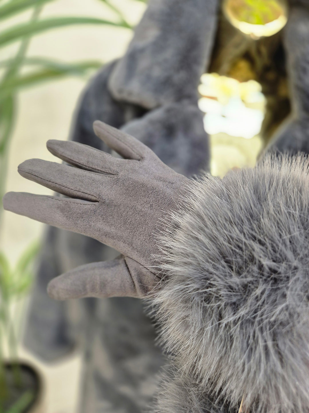 Oslo Gloves with Faux Fur - Charcoal Grey