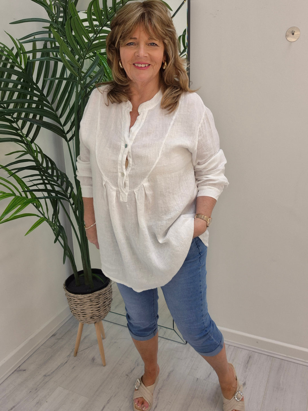 Ella Elasticated Waist Pedal Pusher Shorts (choose your Size)