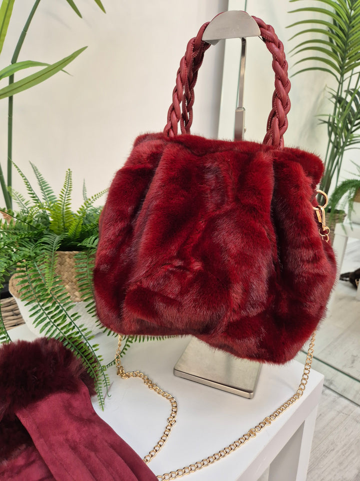 Oslo Faux Fur Bag with Gold Chain - Wine