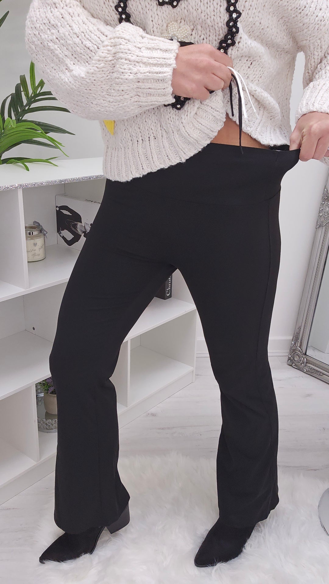 Fiona Flared Energy Leggings - Black (Choose your Size)