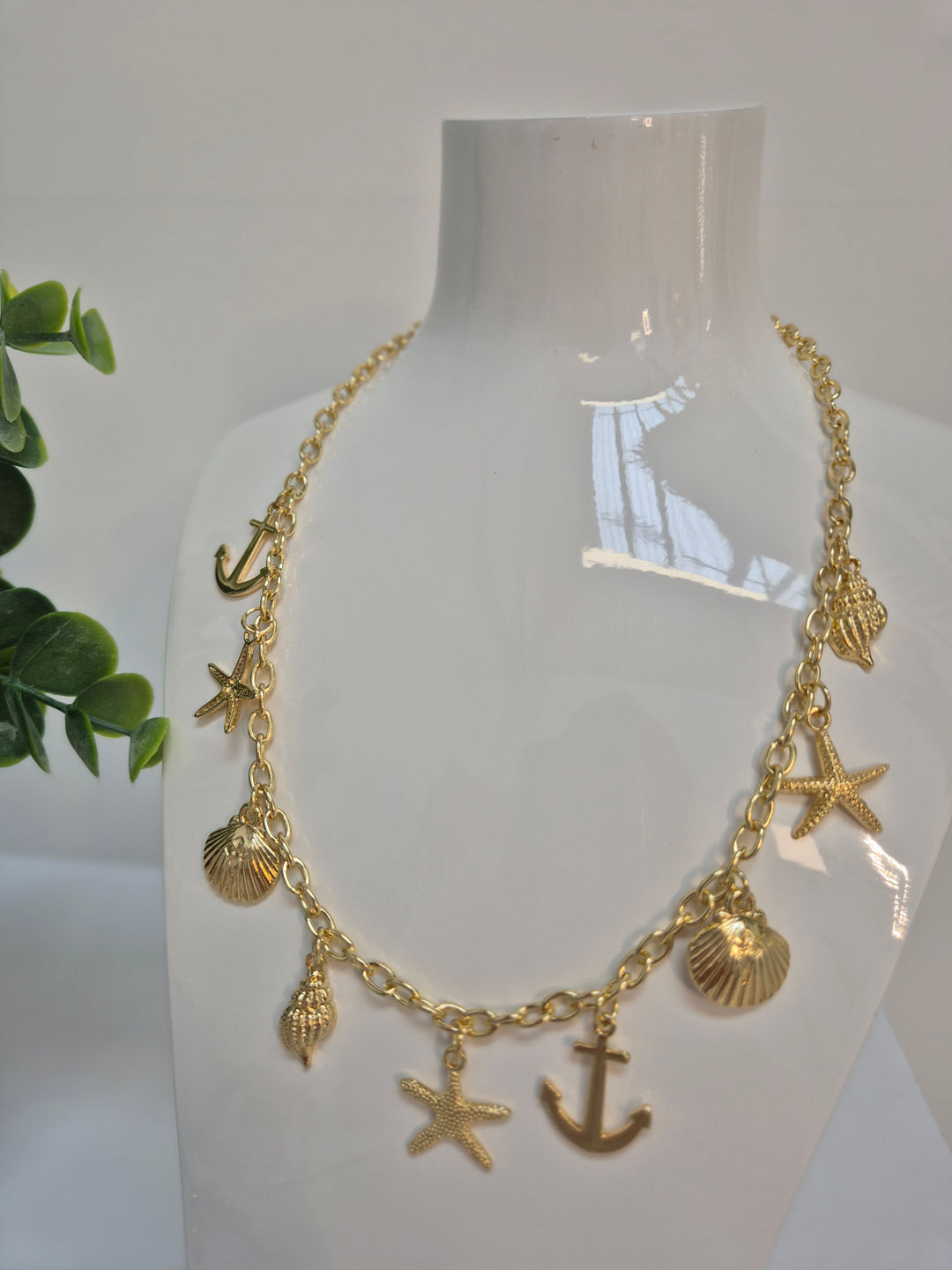 Starfish Charm Necklace - Gold Tone