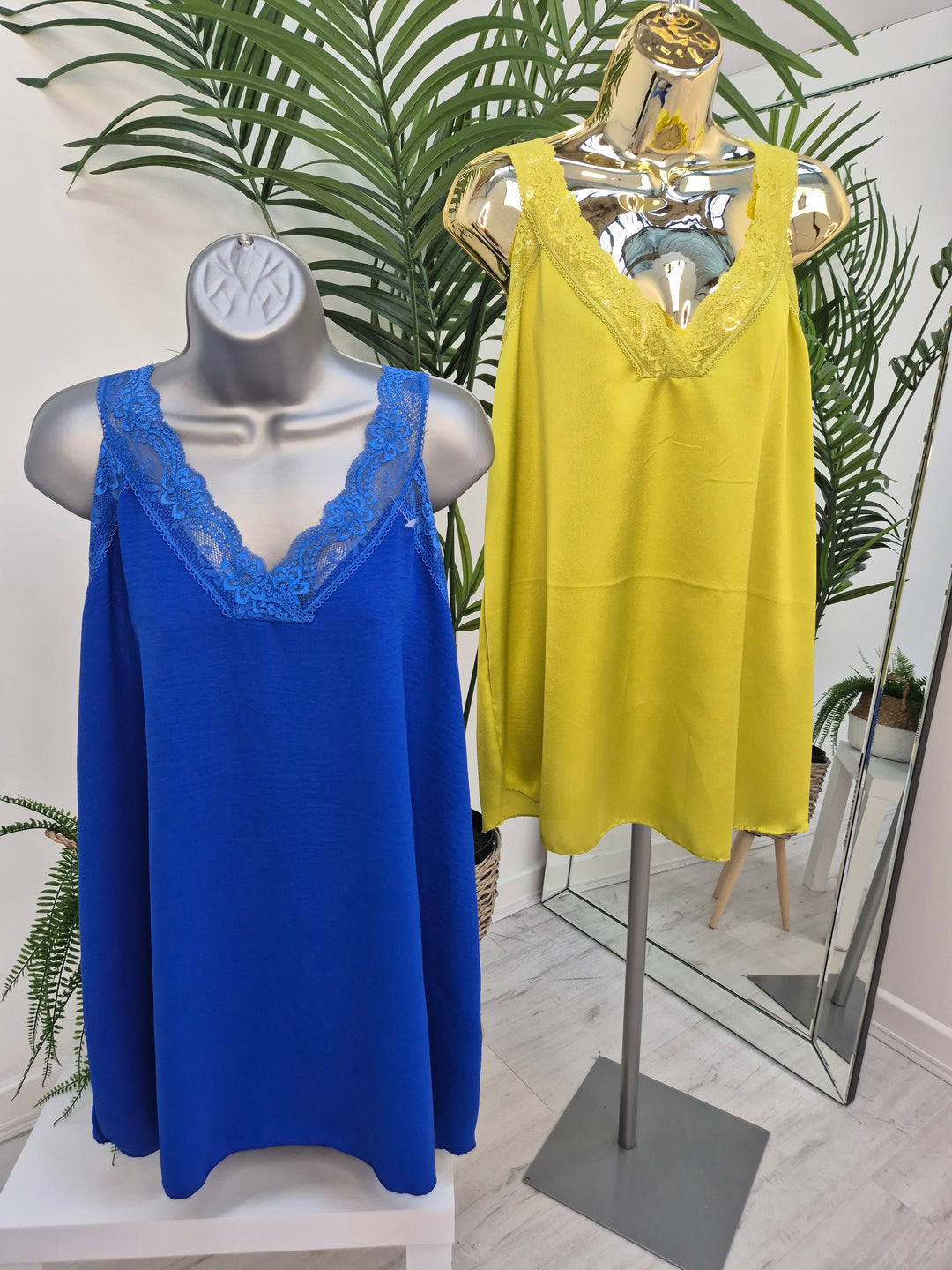 Linzi Lace Cami Top (Curvy) - (choose your Colour)