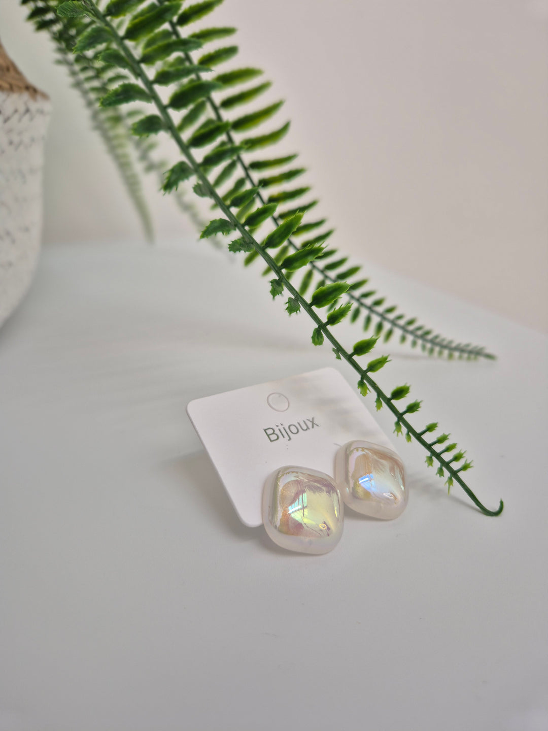Mother of Pearl Earrings (Pierced)