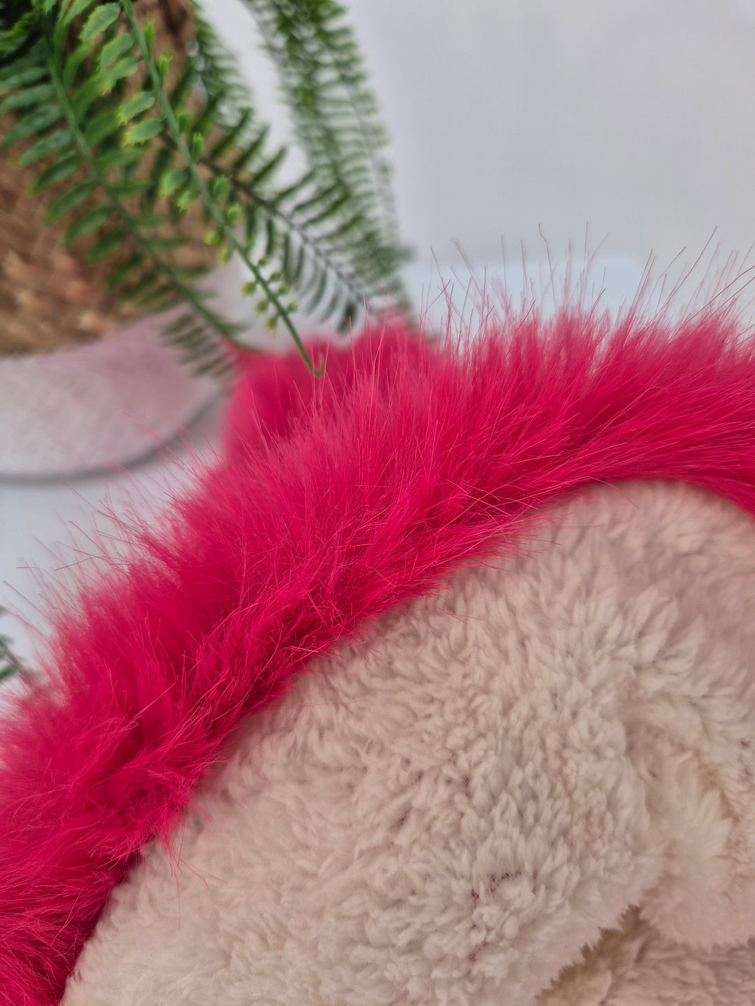 Oslo Faux Fur & Crystals Pom Pom Hat - Hot Pink