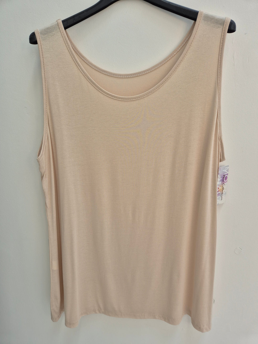 Basic Vest Tops (choose your Colour) (fits from Size 14/16 to Size 20)