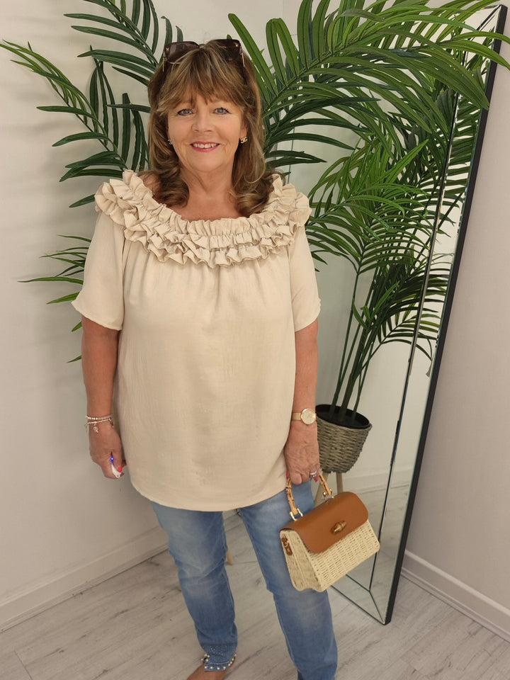 Bella Bardot Top - (choose your Colour) - (Curvy)