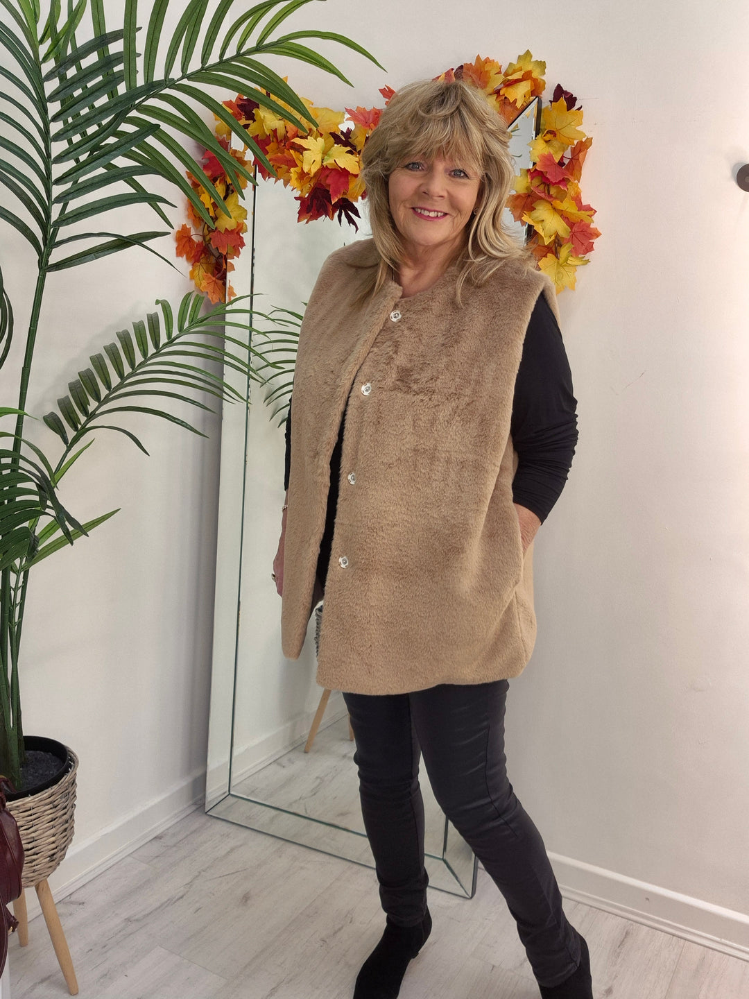 Oslo Faux Fur Gilet - Mochaccino (Curvy fits from 14 up to Size 20)