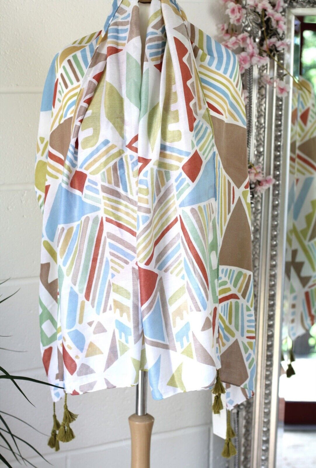 Abstract Scarf - Olive Tassels