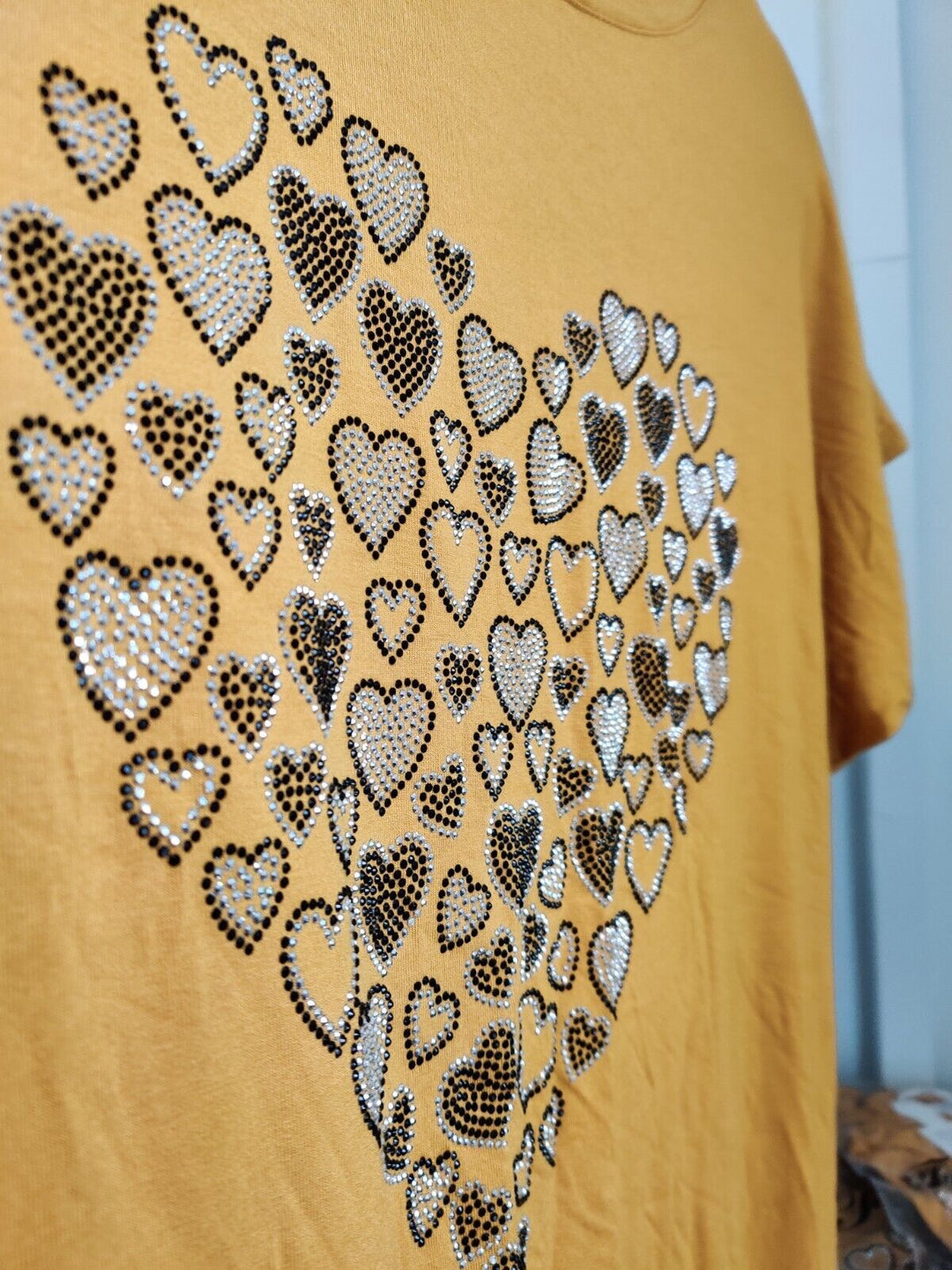 Hearts Sparkly Tee - Mustard