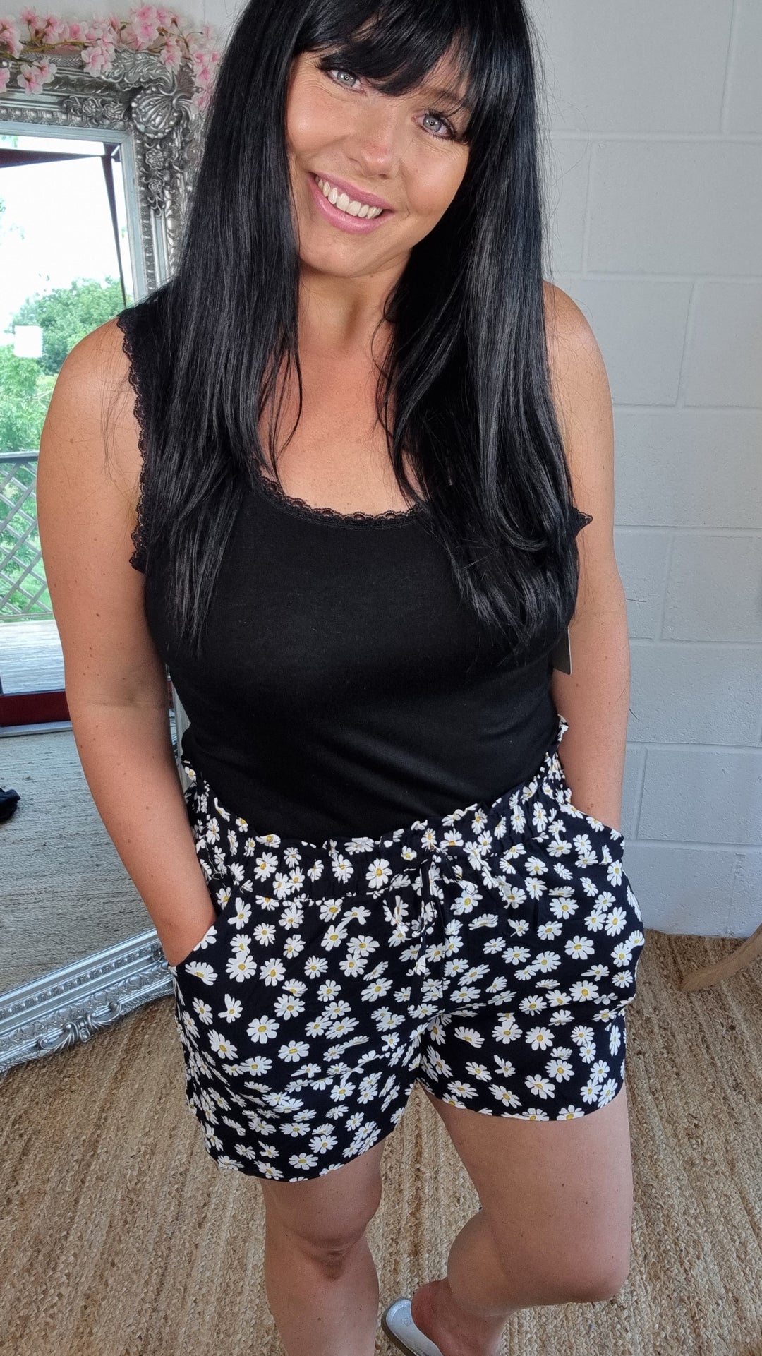 Daisy Shorts - Black (choose your Size)