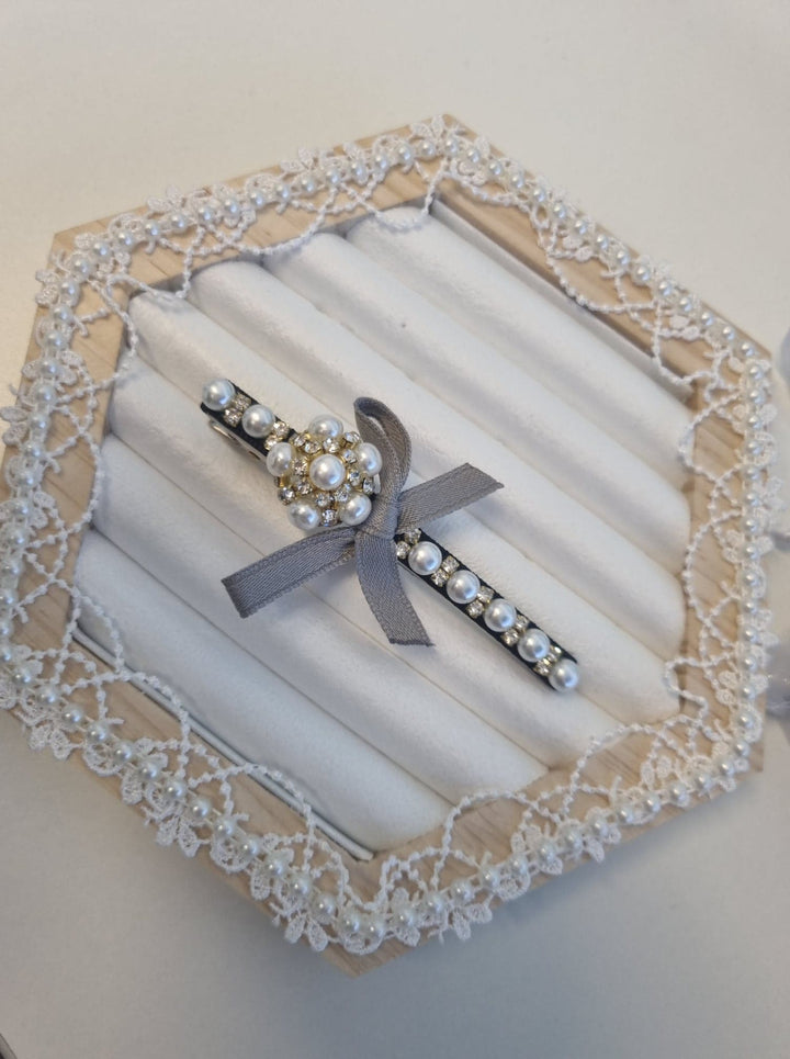 Bow & Diamante Hair Clip