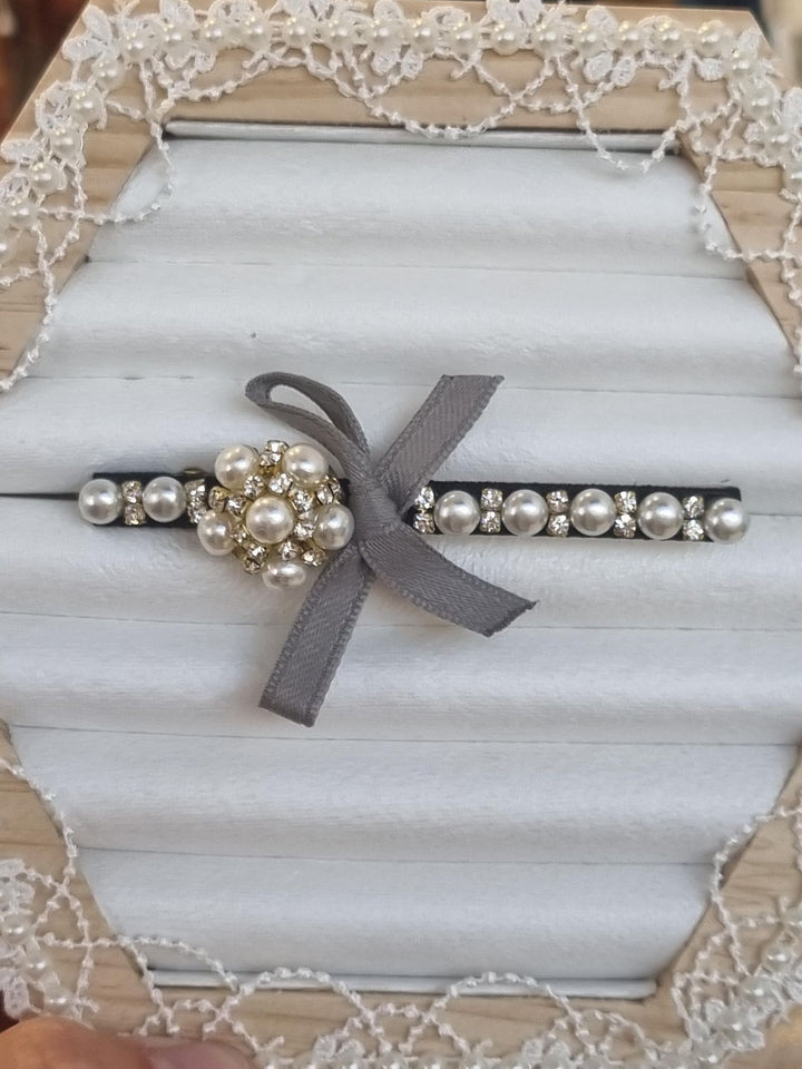 Bow & Diamante Hair Clip